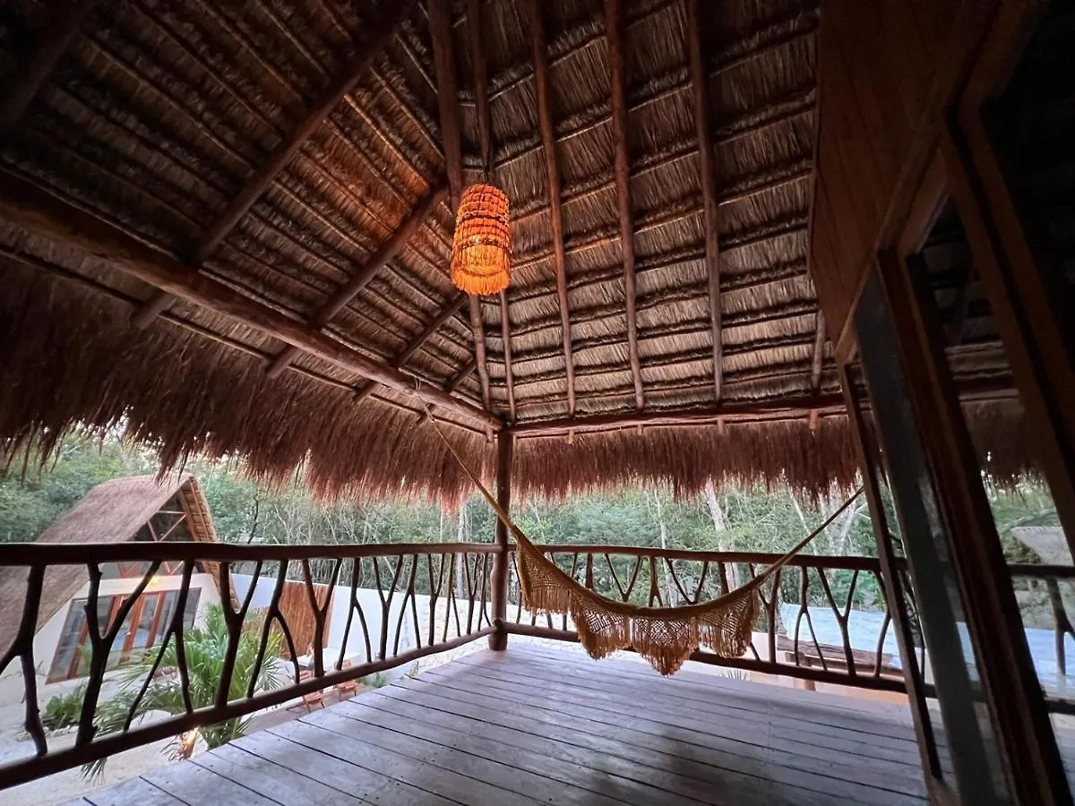 Lodge Tzunum Jade Tulum
