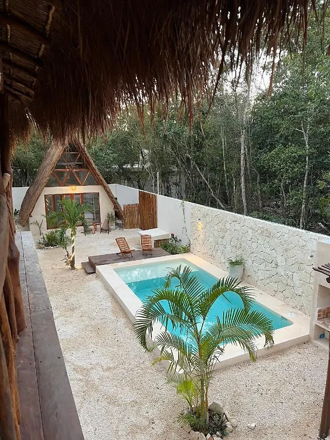 Lodge Tzunum Jade Tulum 0*,