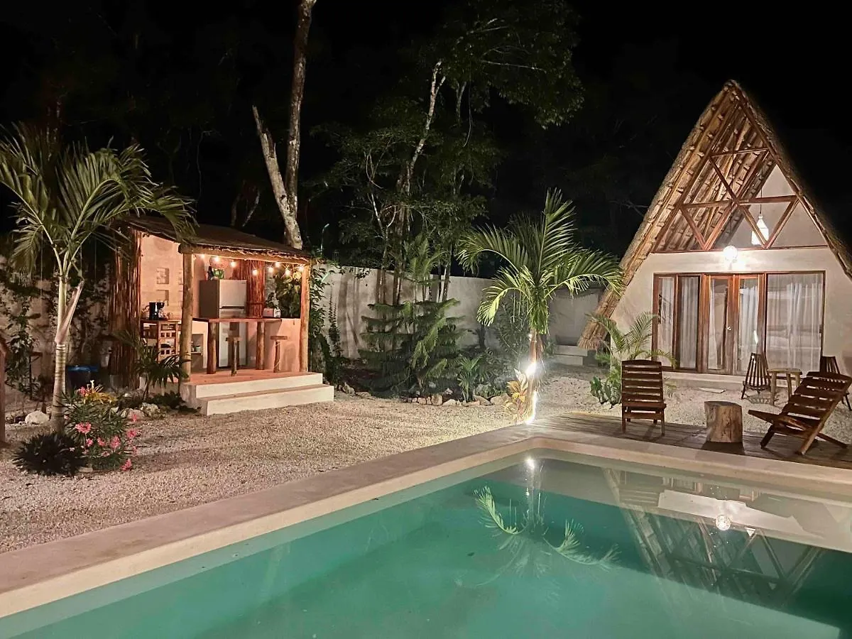 Lodge Tzunum Jade Tulum