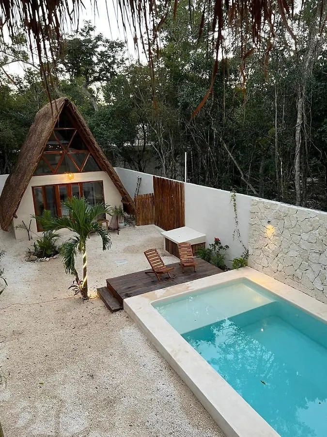 Lodge Tzunum Jade Tulum