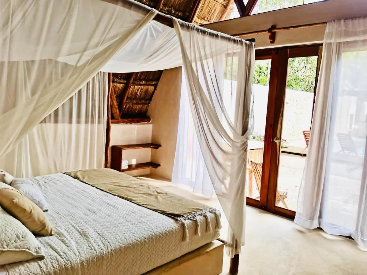 Lodge Tzunum Jade Tulum