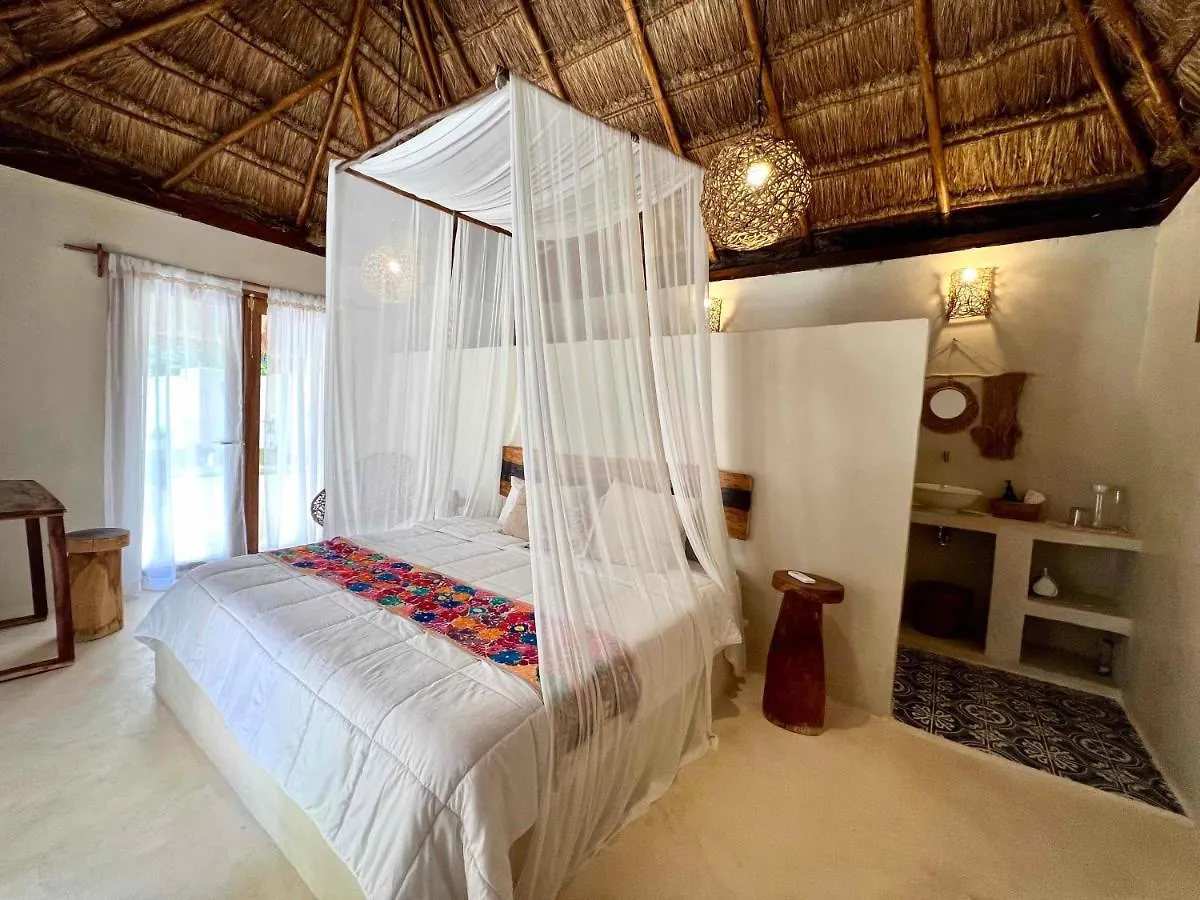 Lodge Tzunum Jade Tulum
