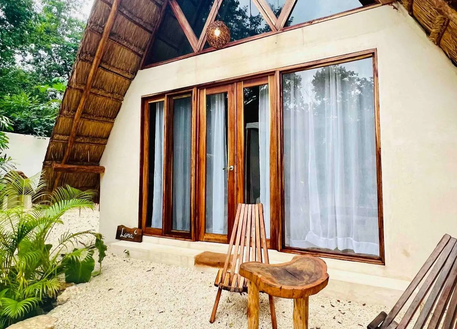 Lodge Tzunum Jade Tulum