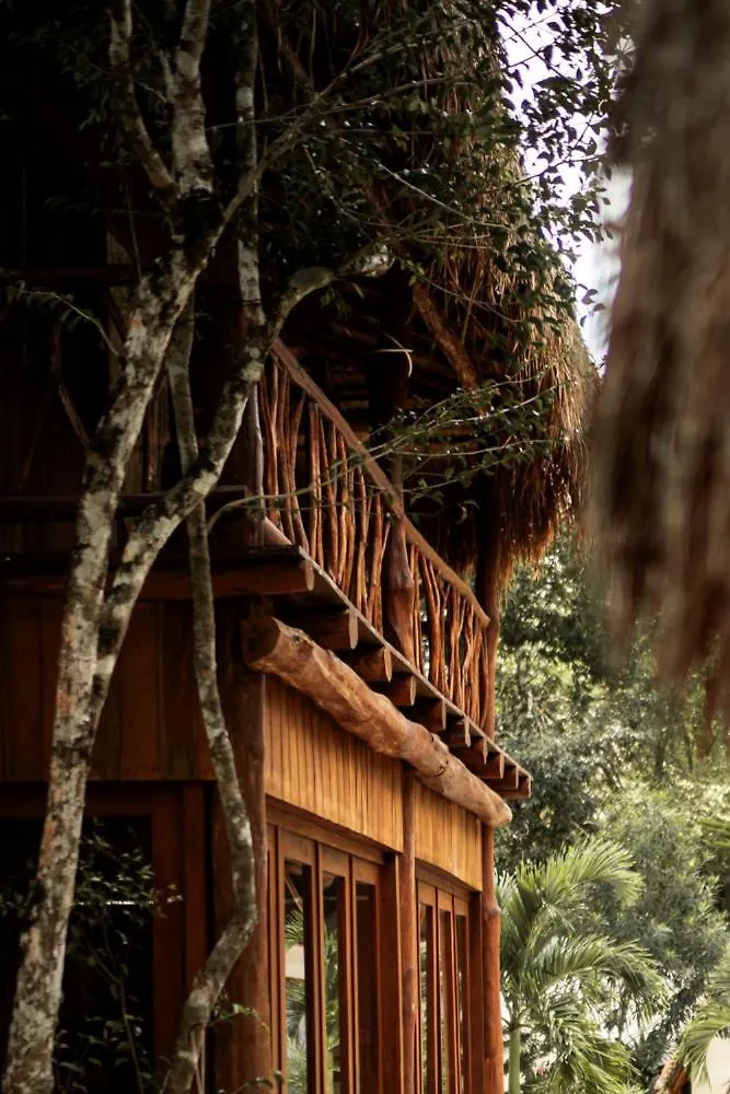 Lodge Tzunum Jade Tulum