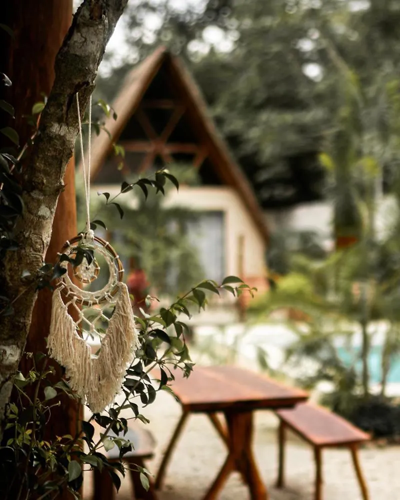 Lodge Tzunum Jade Tulum